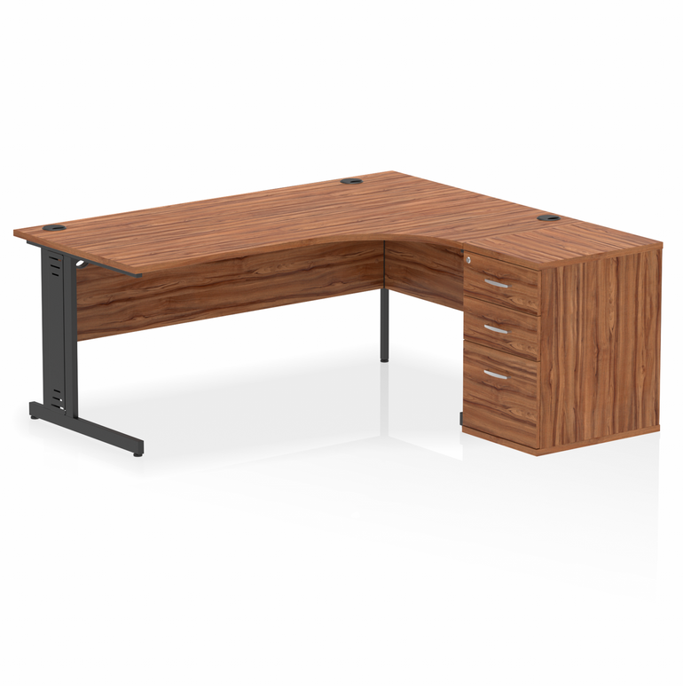 Impulse 1800mm Cable Managed Right Crescent Desk Workstation